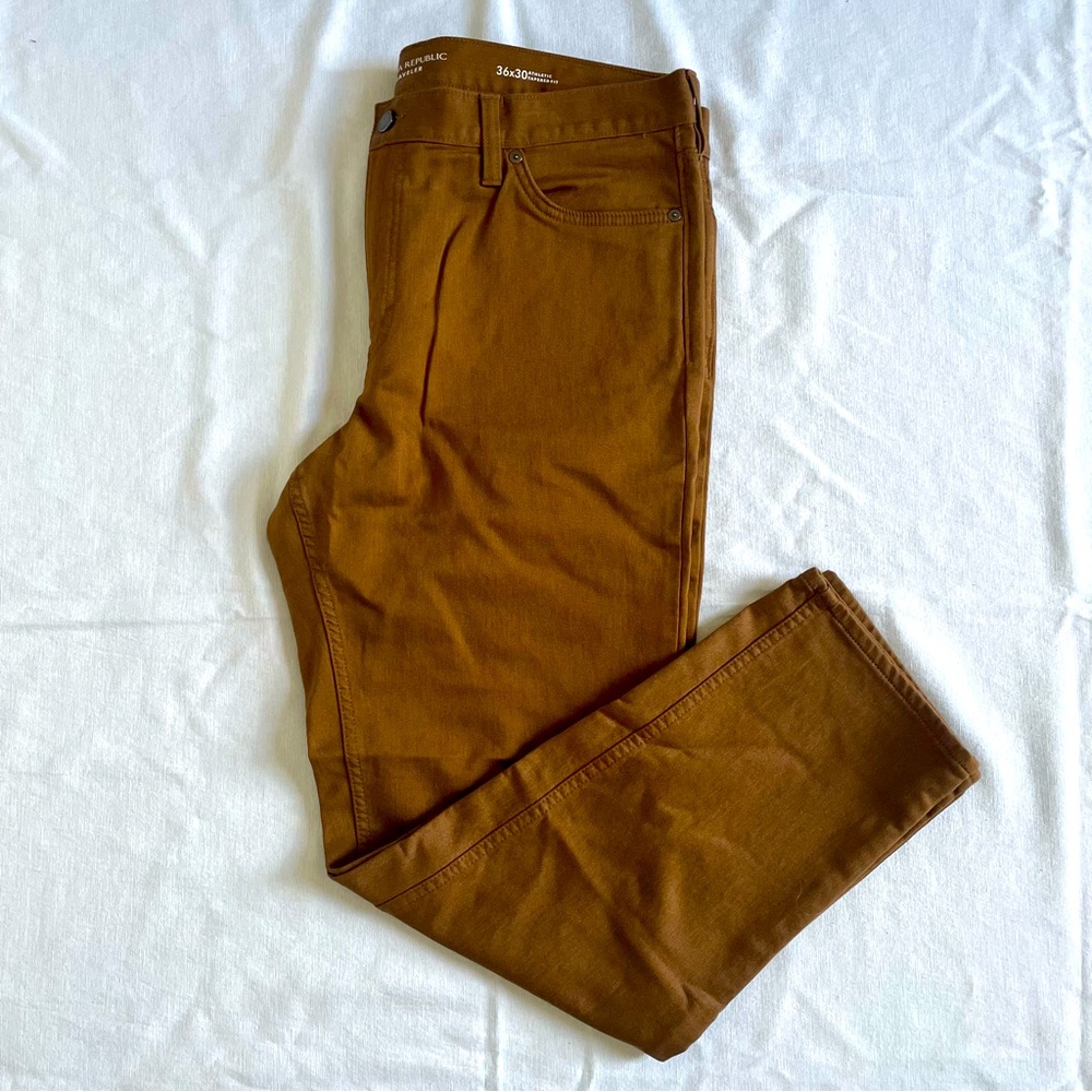 Banana Republic Athletic Tapered Pants